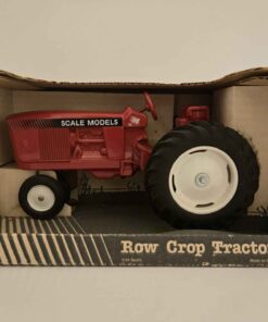 1/16 - Scale Models Row Crop Tractor