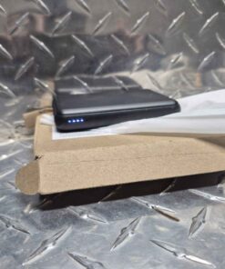 No 25 black magnetic charger/ power bank