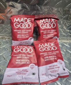 4 Red velvet cookies