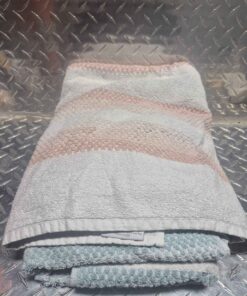 set of 2.... 100% cotton towels
