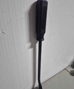 17" strikeable pry bar
