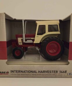 1/32 - International Harvester 1468 Tractor with Duals