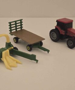1/64 - Case International 7240 Tractor with John Deere Forage Harvester and Hay Wagon - Loose/No Box - Made by ERTL