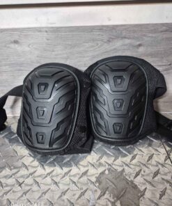 black knee pads