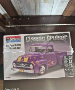 Classic Cruiser '55 Ford F-100 street rod plastic kit