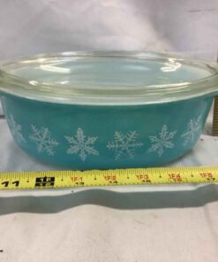 Pyrex “Snowflake” Pattern Oval Casserole