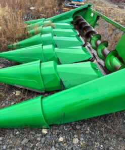 John Deere 643 corn head