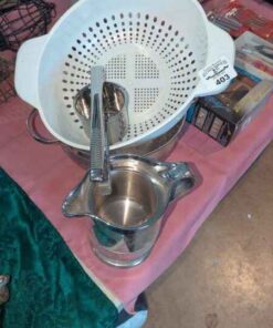 Colanders, ricer, gravy server