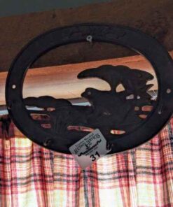 Cast frog on a lily pad key holder