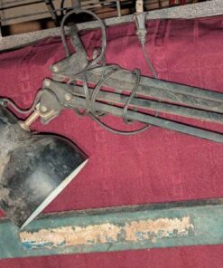 Expandable task light