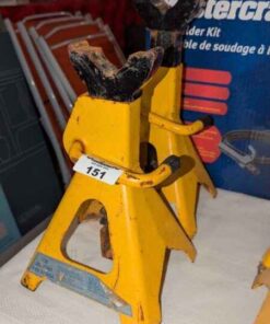 3 Ton Jack Stands (2)