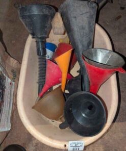 Funnels - assorted & bucket