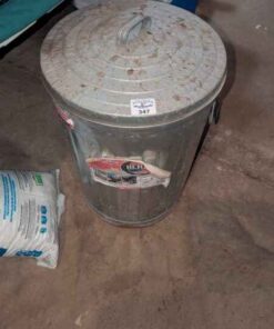 20 Gallon Waste bin and lid