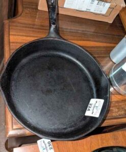 Wagner's 10 1/2" cast skillet