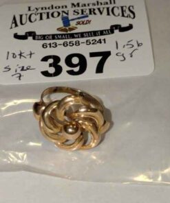 10kt ladies ring Size 7