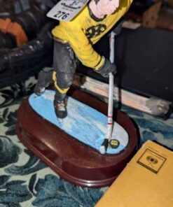 Boston Bruin Ceramic Hockey player statue