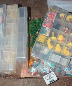 Plastic organizers and kinder contents