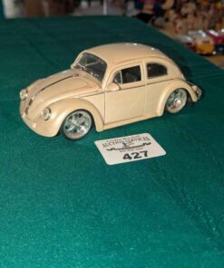 Jada 1:24 scale model Volkswagon beetle