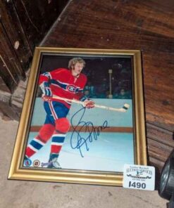 Autographed Larry Robinson Hockey photo