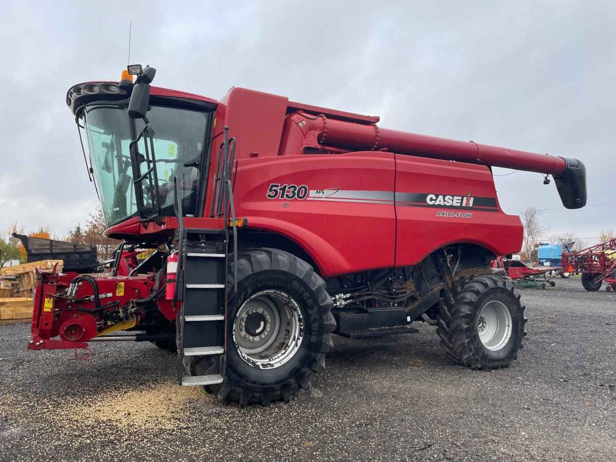 2013 Case IH 5130 Combine
