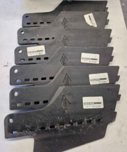 Qty 6...Q1018730BL Kuhn right side cast wear plate