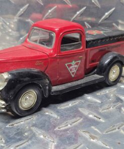 1/24 ..Canadian tire 1940 Ford pickup limited edition