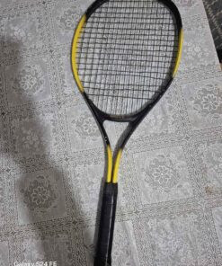 tennis racquet