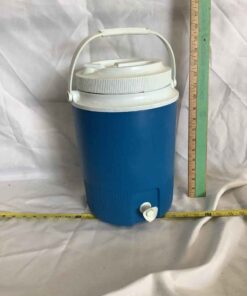 Rubbermaid Drink Cooler