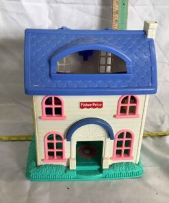 Fisher Price retro doll house