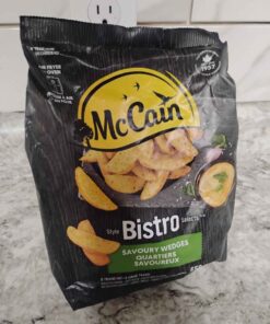 Frozen savoury Bistro potato wedges