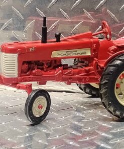 Canada farm Show 40th anniversary edition international farmall 350 wide front end