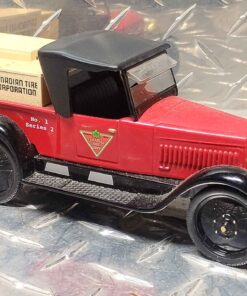 1/24 scale 1922 Studebaker Canadian Tire series ..NO BOX