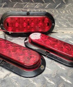 Oblong trailer light