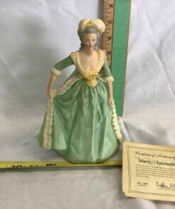 Franklin Porcelain- Marie Antoinette