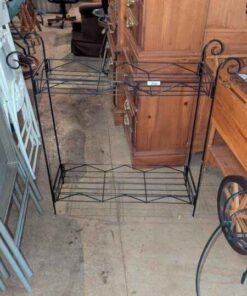 Metal Two tiered stand