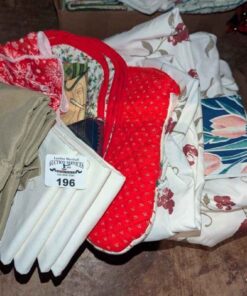 Oven mitts, pot holders, bed linens