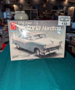 AMT Ertl 1956 Victoria Hardtop model