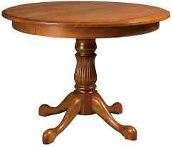 Oak single pedestal table with 2 leaves