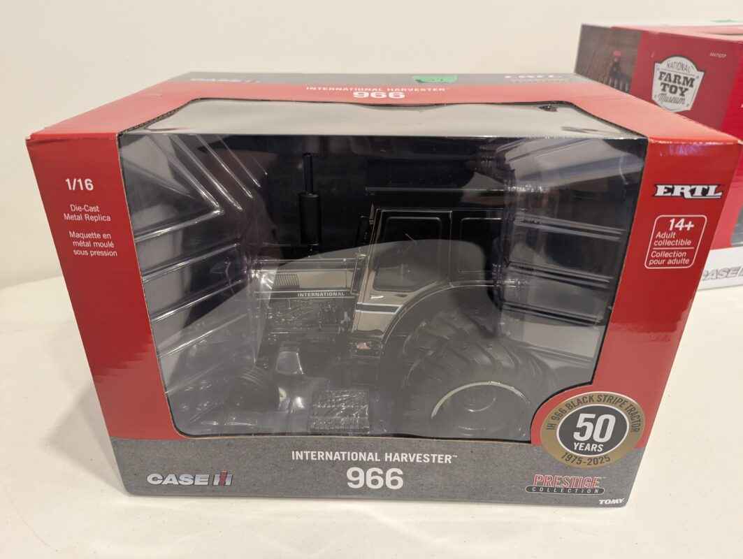 1/16 International 966 tractor commemorating 50 years- Prestige series- Chase unit- new in the box