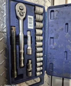 Williams by snap-on and assorted others3/8 drive mostly metric with blue case