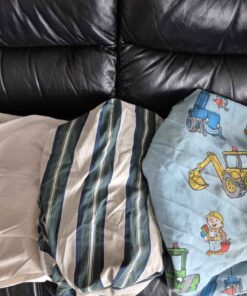 lot of 3 single fitted bedsheets