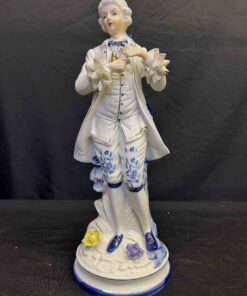 207 - Vintage George Washington blue & white porcelain figure