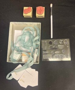 310 - Stampin' Up! Gift card stamp kit, including 2 feet and hand stamps.