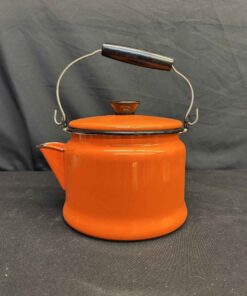 399 - Decorative kettle