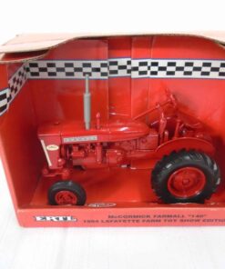 McCormick Farmall 140 1994 LaFayette Farm Toy Show 1/16 scale