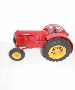 Massey Harris Pacemaker Collector Edition 1/16 Scale Note muffler & air Cleaner taped to tractor