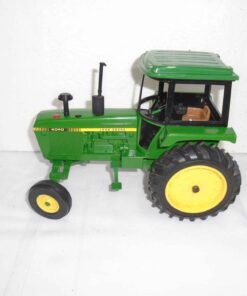 John Deere 4040 1/16 scale