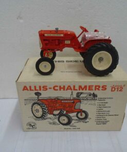 Allis Chalmers D12 Series 2 1/16 scale Collector's Edition 1990 ( Muffler & lights taped to tractor)