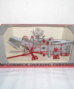McCormick Deering 28 x 46 thresher 1/28 scale