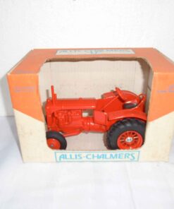 Allis Chalmers Model U 1/16 scale Farm Show Edition 1992